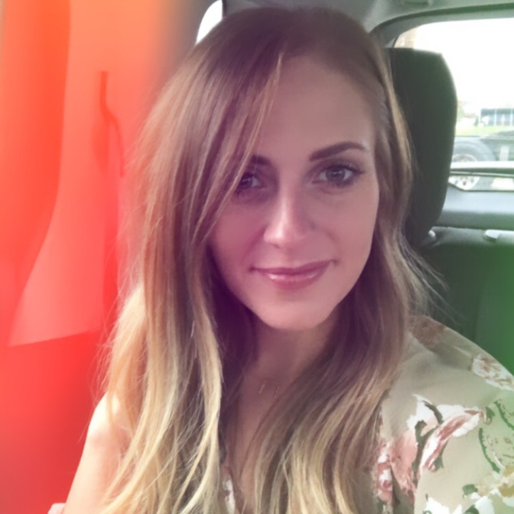 Meet your Posher, Kelli